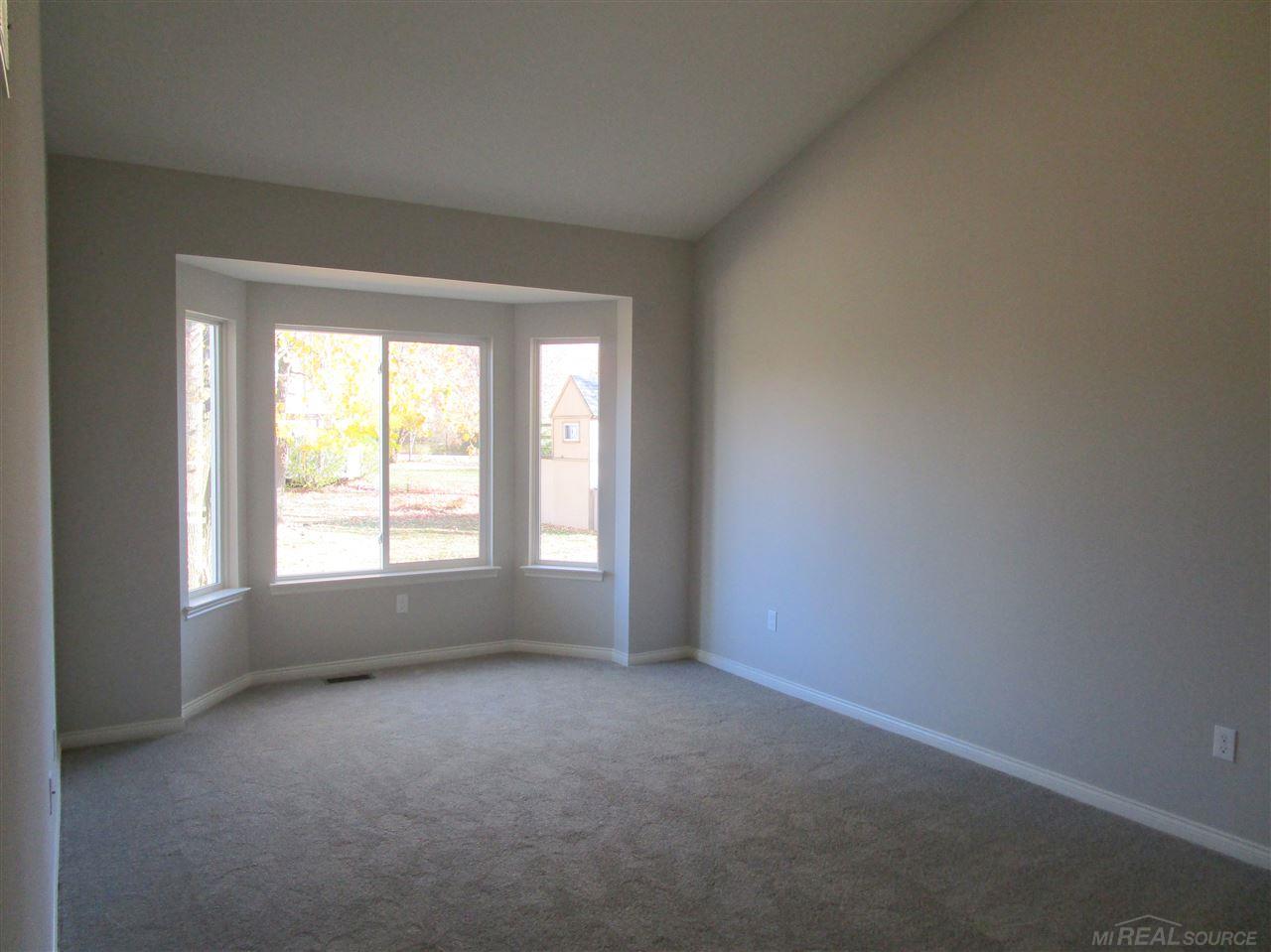 47404 Mariners Point New Baltimore, MI 48051 - Photo 7 of 12