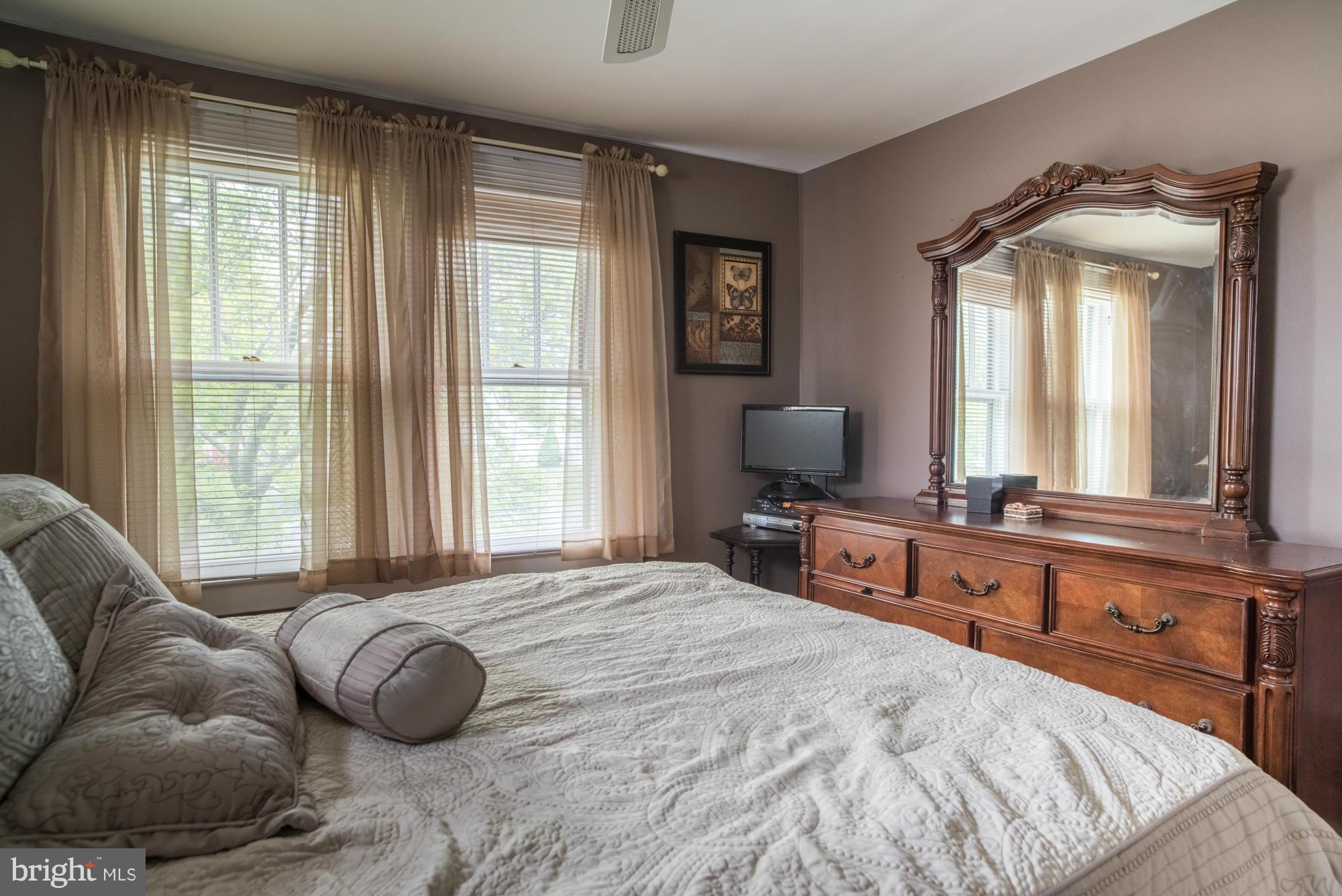 209 Wampler Road Baltimore, MD 21220 - Photo 17 of 30 Bedroom