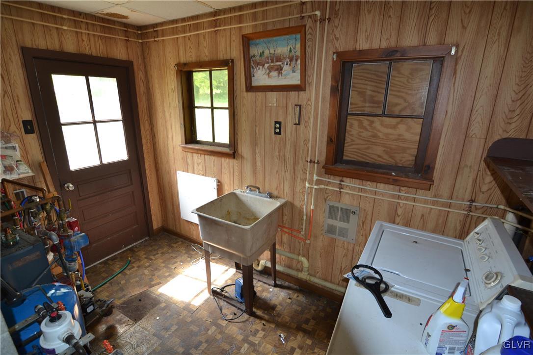 805 5 Points Richmond Road Bangor, PA 18013 - Photo 11 of 21