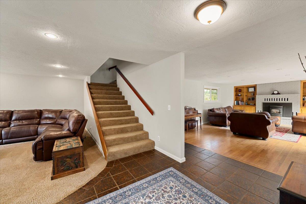 2540 Muir Court Cool, CA 95614 - Photo 35 of 97 a living room with furniture and a couch
