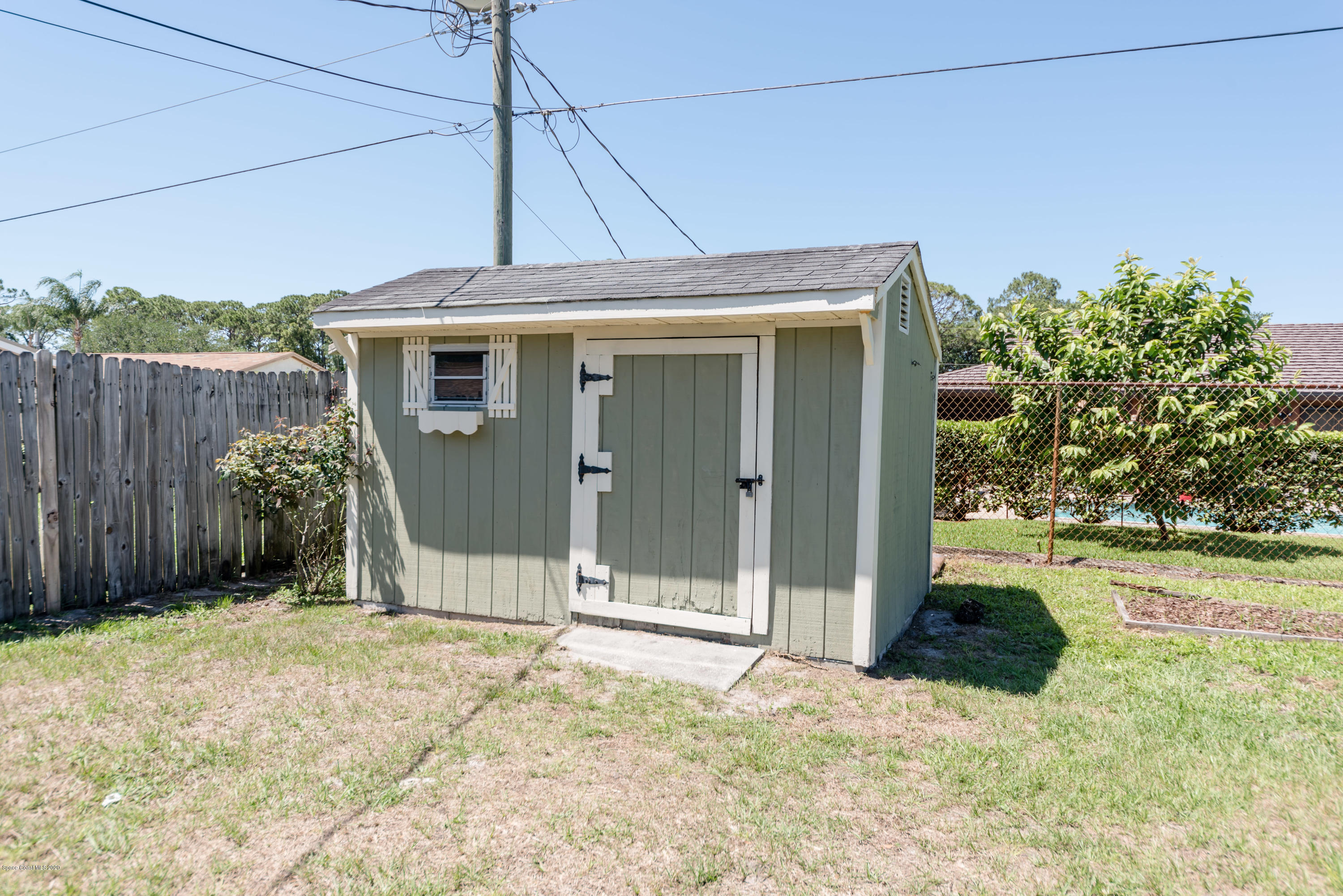 5170 Jamaica Road Cocoa, FL 32927 - Photo 14 of 15 Back Yard View 4