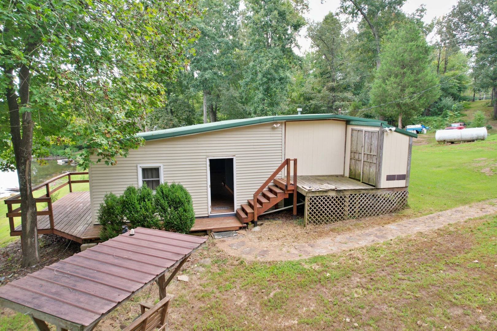 4151 Mann Lake Road Metropolis, IL 62960 - Photo 3 of 35 Gallery Image 3