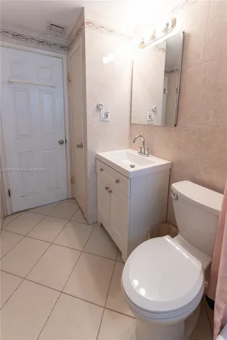 $478,500 | 3036 North 58th Avenue, Hollywood, FL 33021