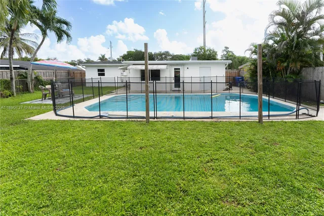 $478,500 | 3036 North 58th Avenue, Hollywood, FL 33021