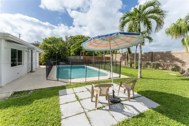 $478,500 | 3036 North 58th Avenue, Hollywood, FL 33021
