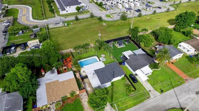 $478,500 | 3036 North 58th Avenue, Hollywood, FL 33021