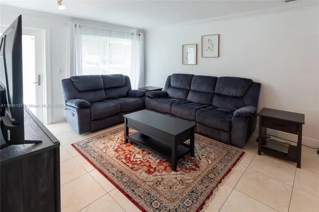 $478,500 | 3036 North 58th Avenue, Hollywood, FL 33021