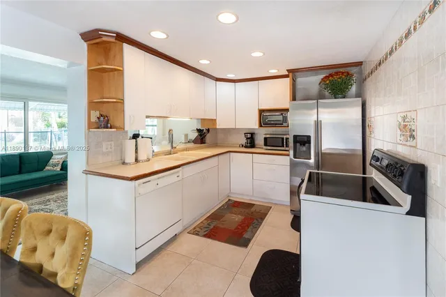 $478,500 | 3036 North 58th Avenue, Hollywood, FL 33021