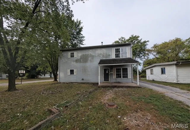 $55,000 | 310 East 5th Street, Cahokia, IL 62206
