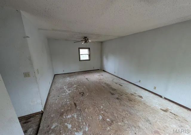 $55,000 | 310 East 5th Street, Cahokia, IL 62206