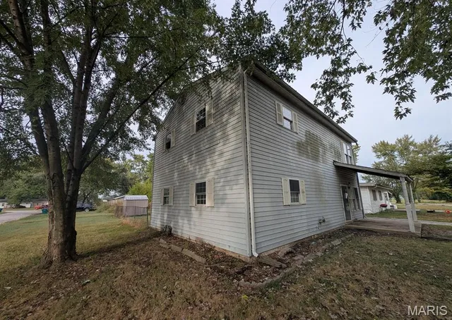 $55,000 | 310 East 5th Street, Cahokia, IL 62206