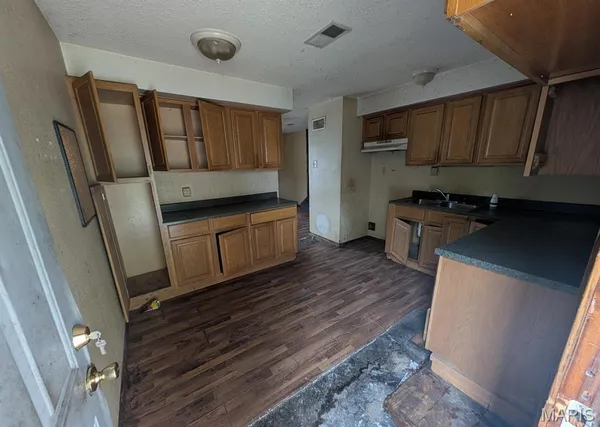 $50,000 | 310 East 5th Street, Cahokia, IL 62206