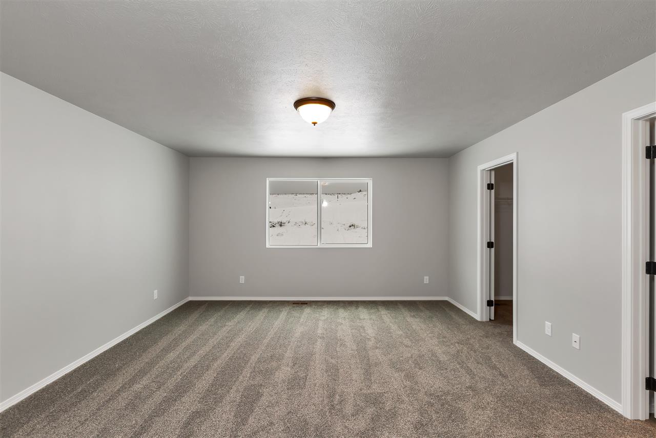 18304 Selkirk Estates Road Greenacres, WA 99016 - Photo 13 of 20 Gallery Image 13