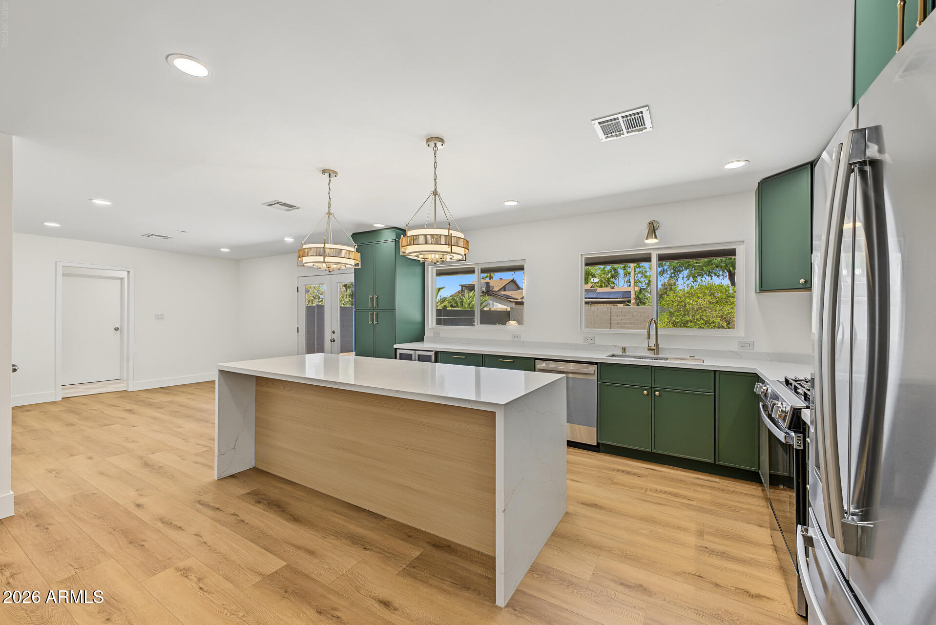 3008 West Gail Road Phoenix, AZ 85029 - Photo 7 of 28 KICHEN