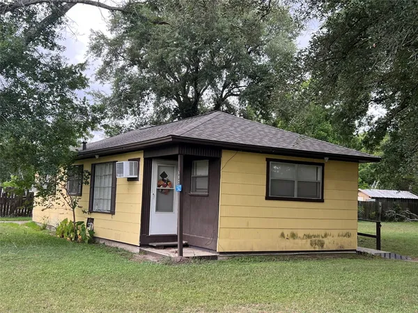 $160,000 | 502 North Liberty Street, El Campo, TX 77437