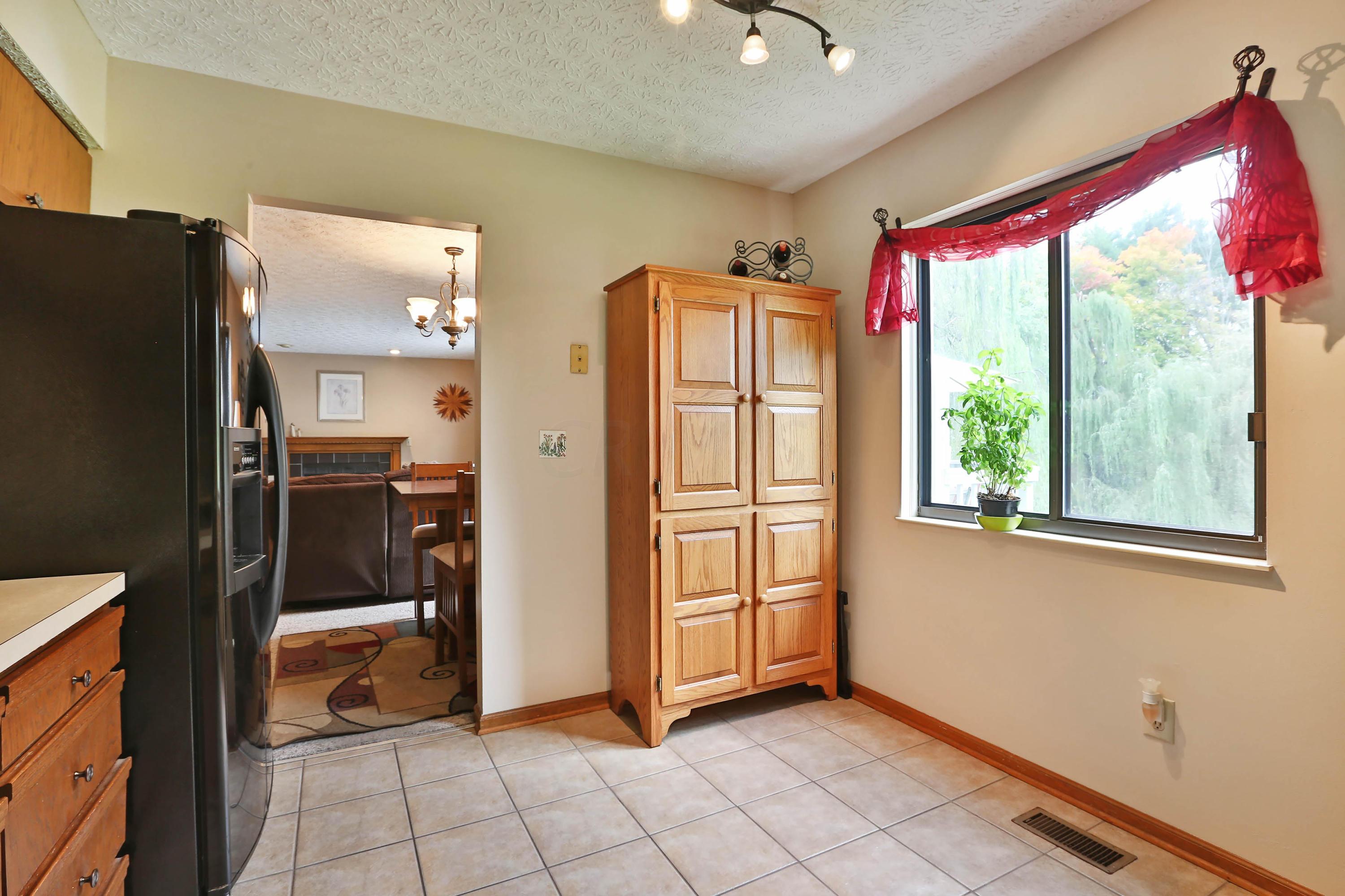 24 Ravine Road Powell, OH 43065 - Photo 12 of 31 Gallery Image 12