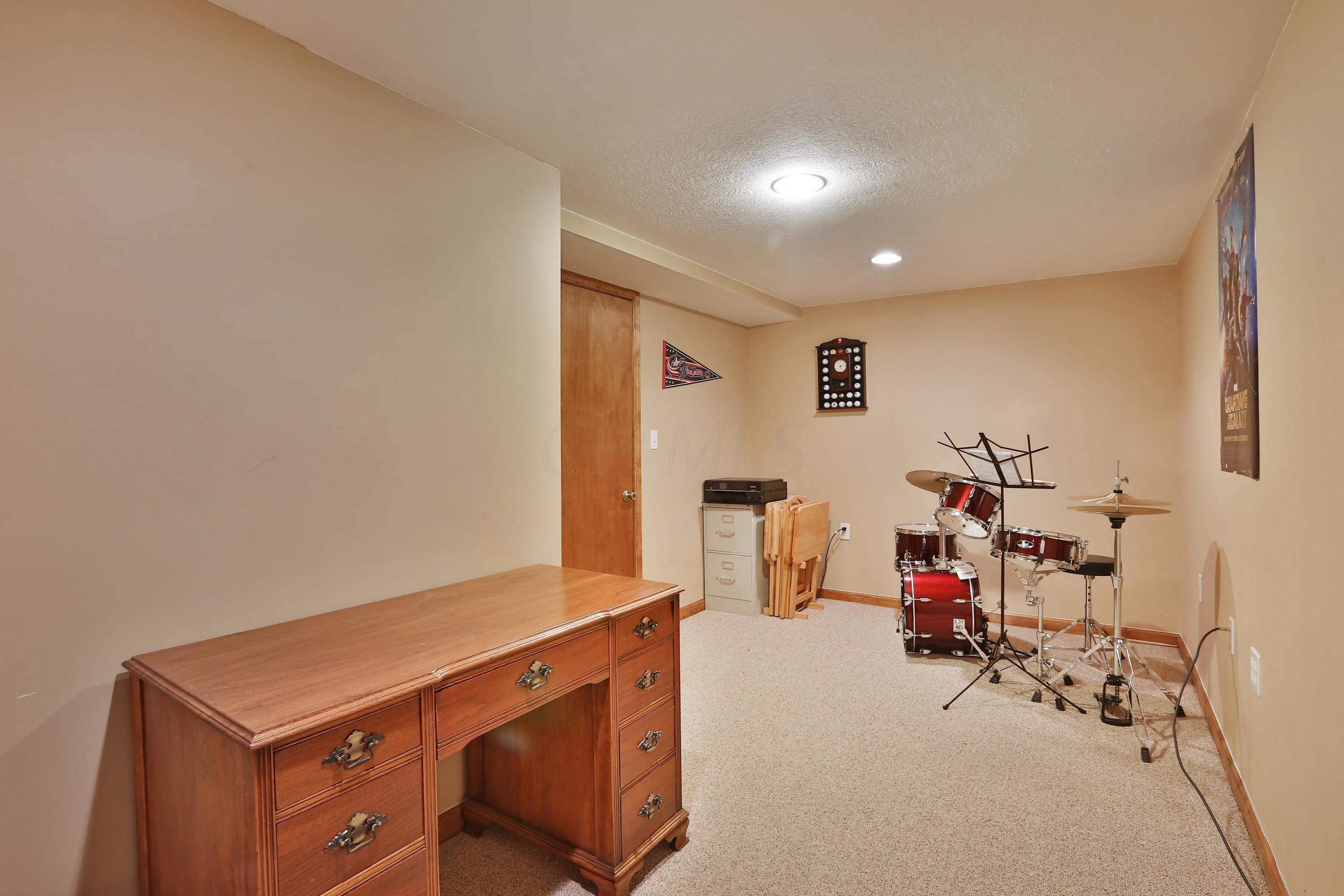 24 Ravine Road Powell, OH 43065 - Photo 27 of 31 Gallery Image 27