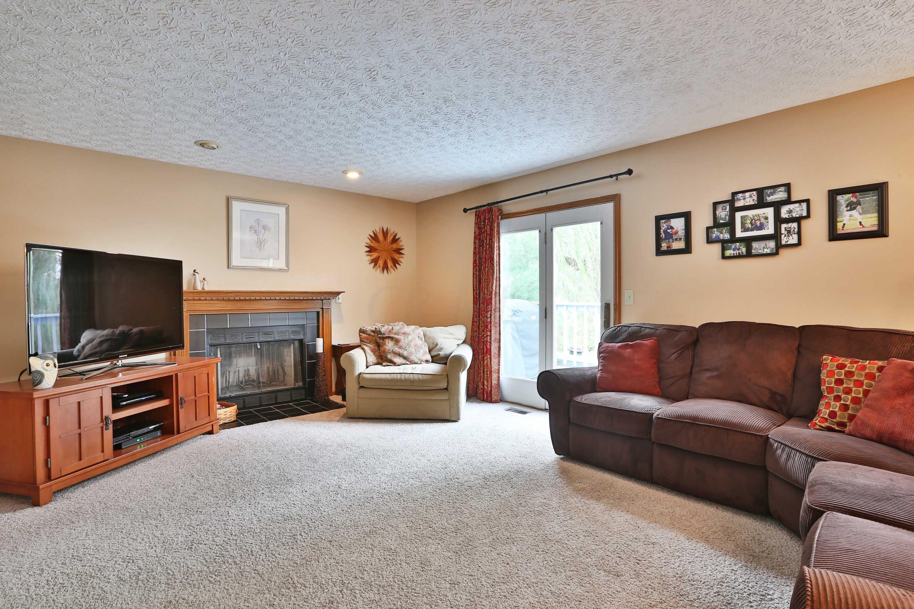 24 Ravine Road Powell, OH 43065 - Photo 6 of 31 Gallery Image 6