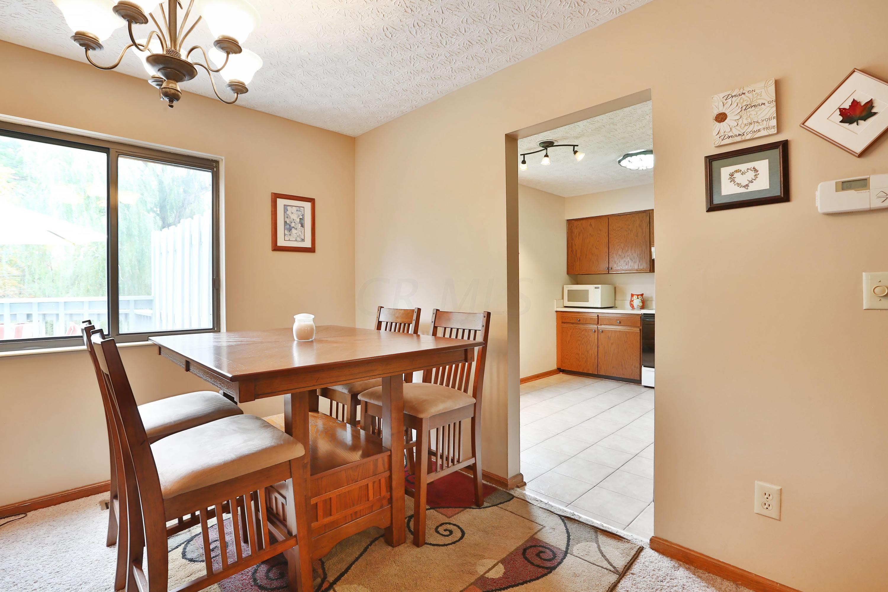 24 Ravine Road Powell, OH 43065 - Photo 8 of 31 Gallery Image 8