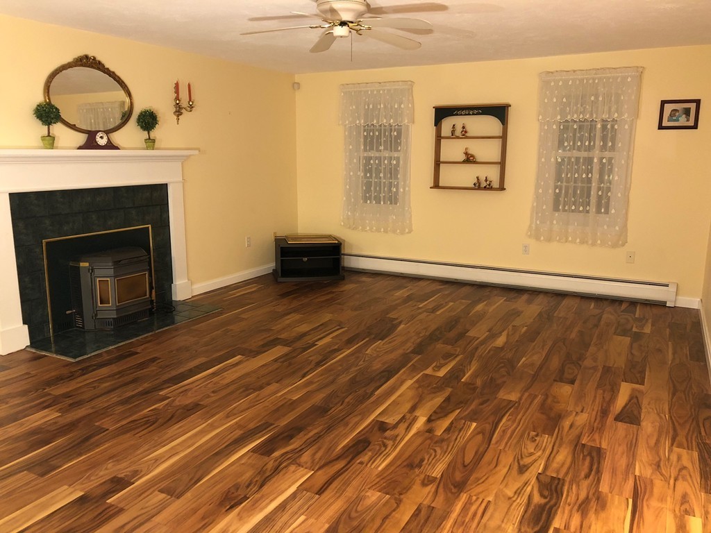 7 Coldbrook Road Millbury, MA 01527 - Photo 6 of 19 Gallery Image 6