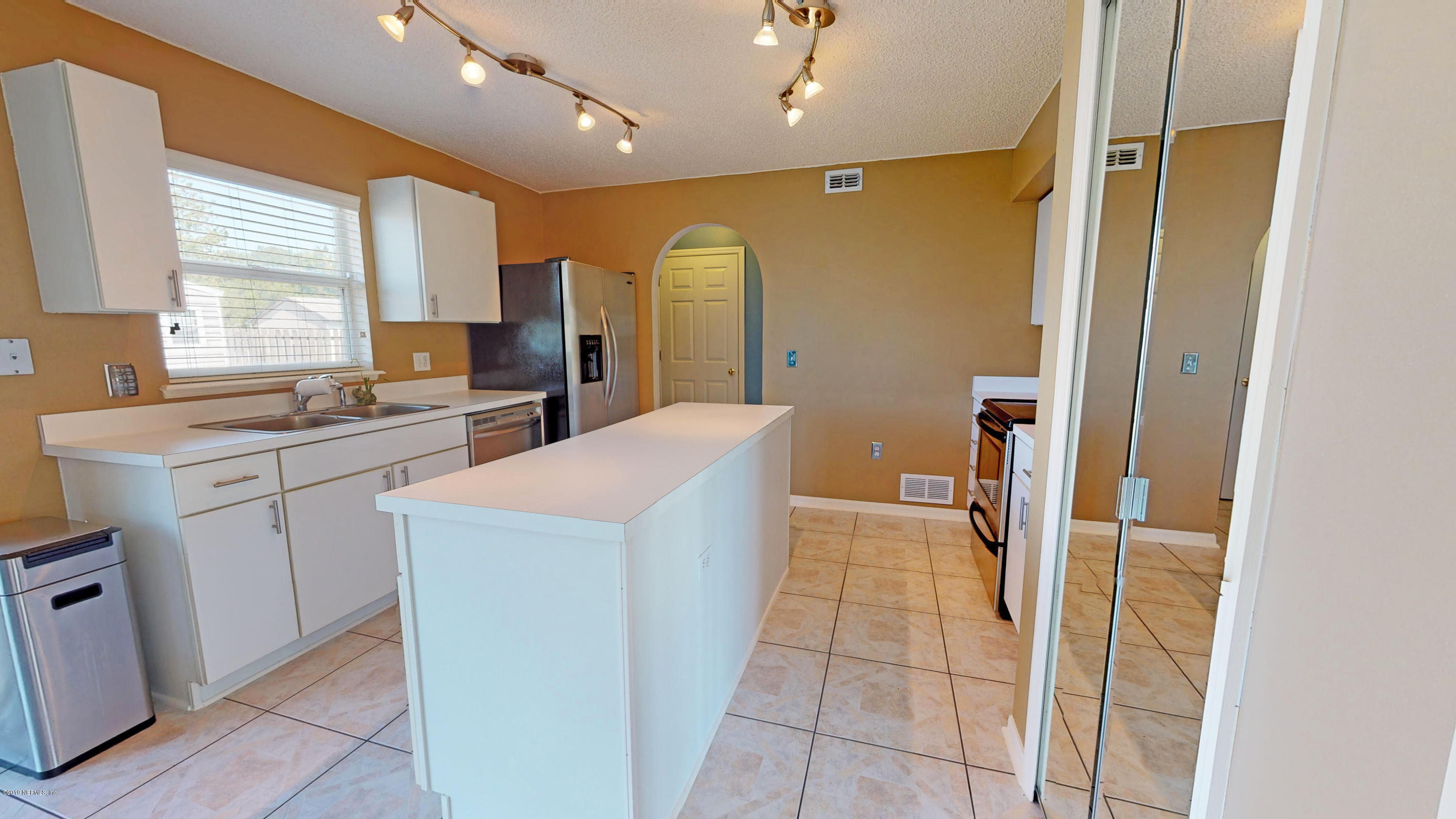 7335 High Bluff Road North Jacksonville, FL 32244 - Photo 8 of 28 Kitchen 1 dub
