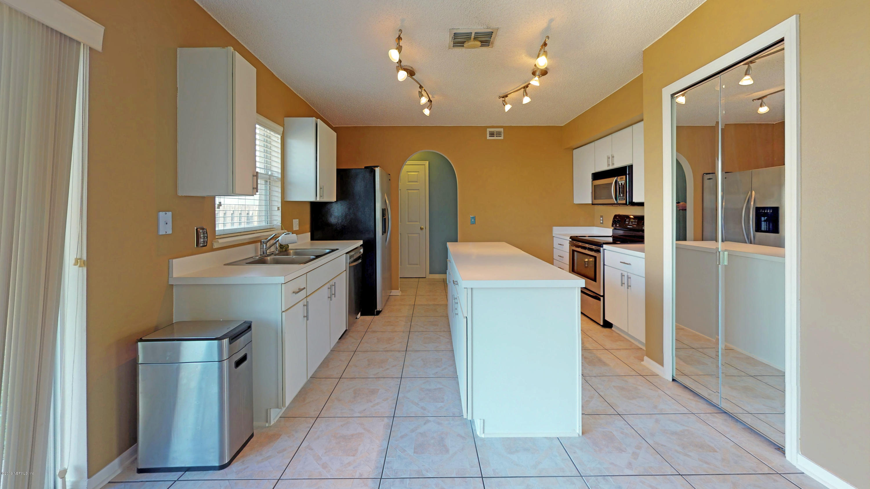 7335 High Bluff Road North Jacksonville, FL 32244 - Photo 9 of 28 Kitchen 3dub