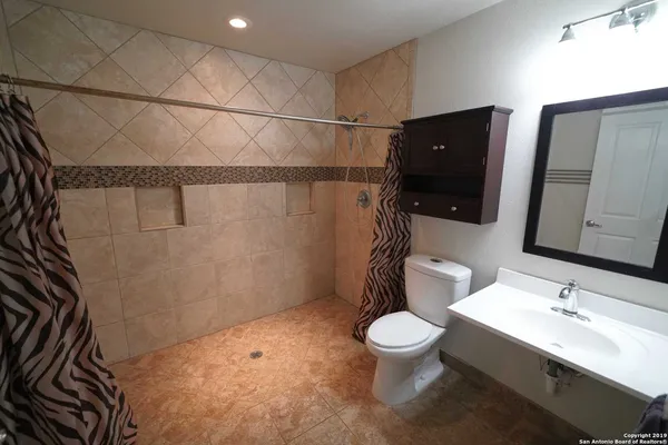 $1,750 | 1369 Wagon Wheel, Schertz, TX 78154