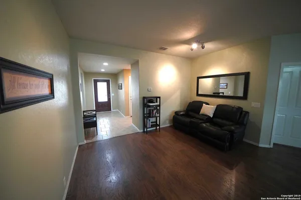 $1,750 | 1369 Wagon Wheel, Schertz, TX 78154