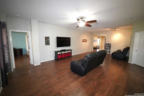 $1,750 | 1369 Wagon Wheel, Schertz, TX 78154