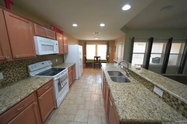 $1,750 | 1369 Wagon Wheel, Schertz, TX 78154