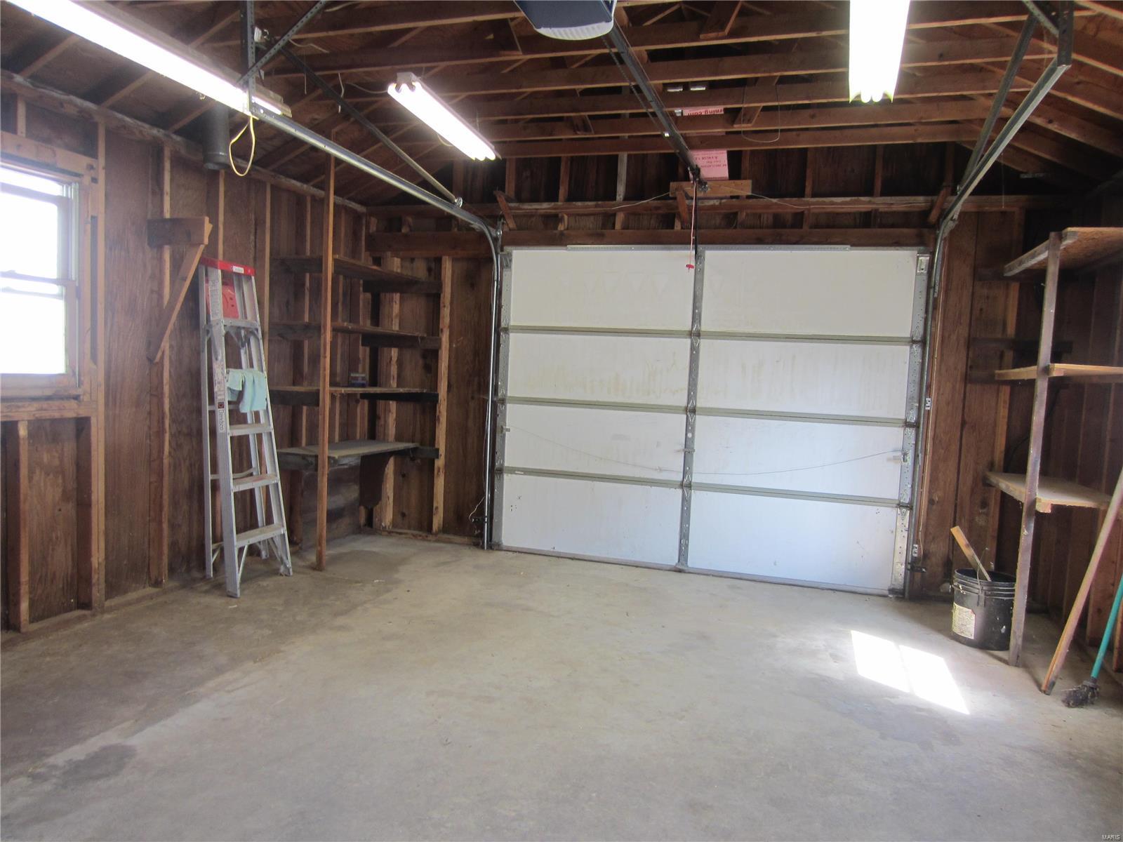 421 3rd Street Carrollton, IL 62016 - Photo 22 of 32 Gallery Image 22