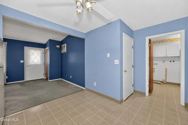 $258,000 | 4 C Lacosta Drive, Clifton Park, NY 12065