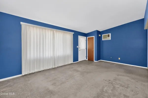 $258,000 | 4 C Lacosta Drive, Clifton Park, NY 12065