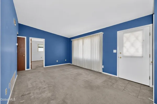 $258,000 | 4 C Lacosta Drive, Clifton Park, NY 12065