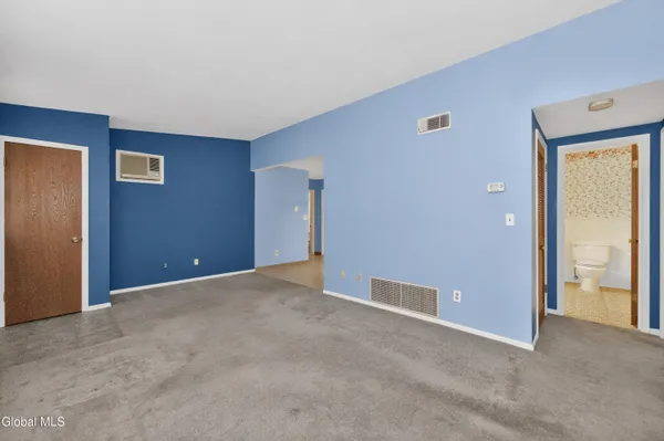 $258,000 | 4 C Lacosta Drive, Clifton Park, NY 12065