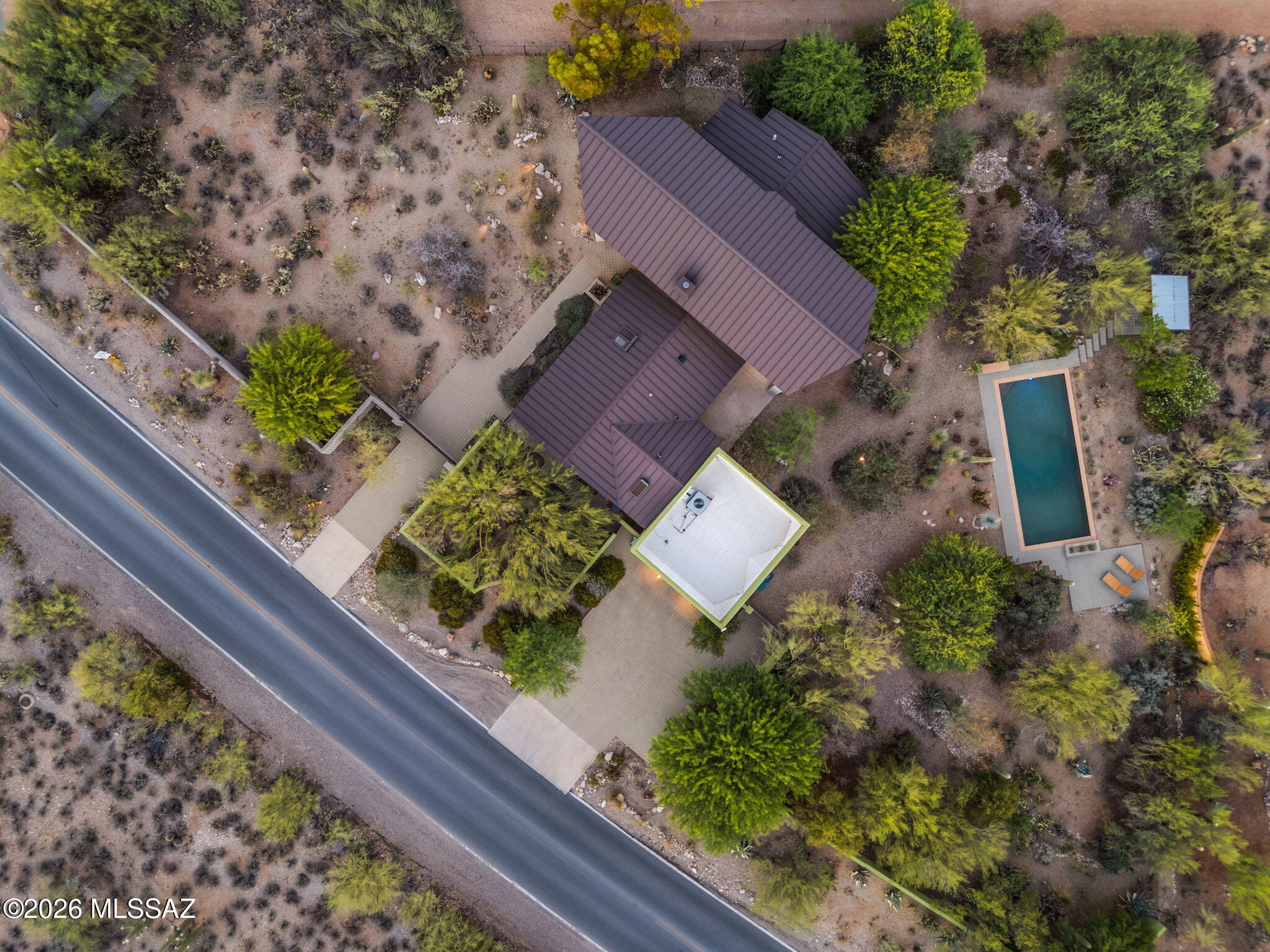 5070 North Valley View Road Tucson, AZ 85718 - Photo 49 of 51 an aerial view of house with a yard