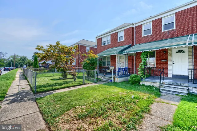 $2,500 | 2204 Redthorn Road, Middle River, MD 21220