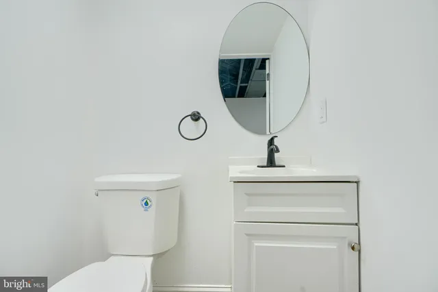 $2,500 | 2204 Redthorn Road, Middle River, MD 21220