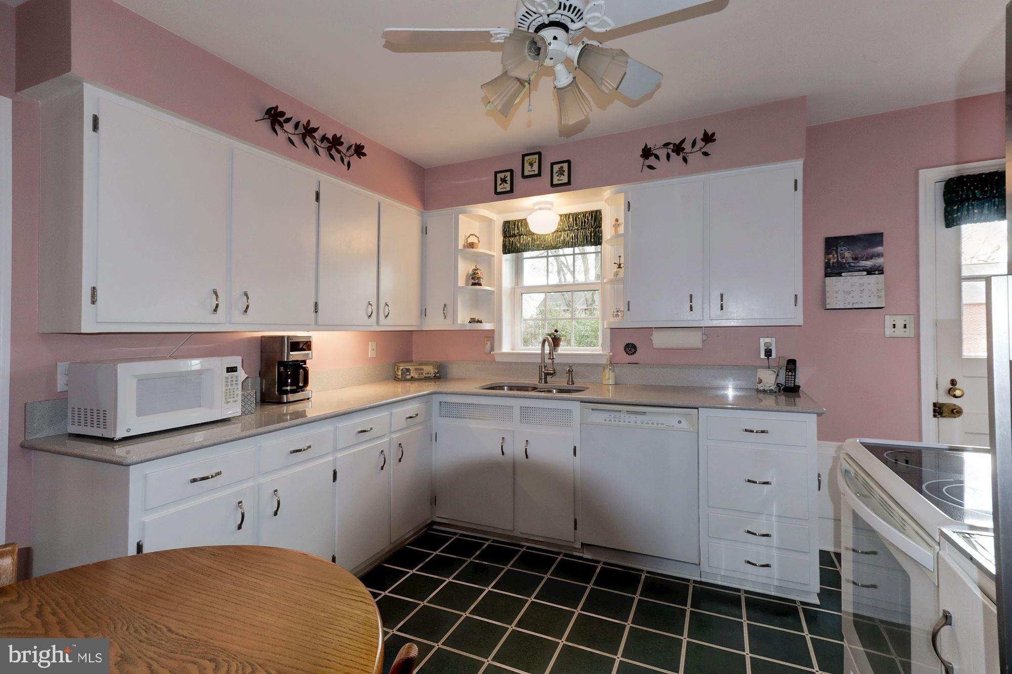 6536 Little Falls Road Arlington, VA 22213 - Photo 12 of 27 Kitchen with Silestone Counters