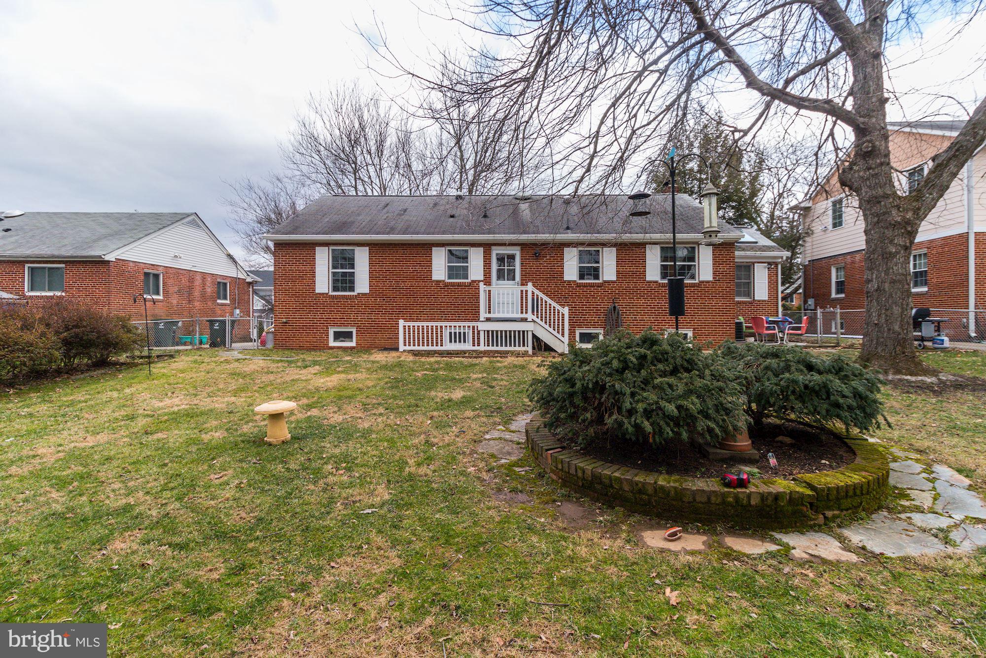 6536 Little Falls Road Arlington, VA 22213 - Photo 24 of 27 Backyard for Gardening & Entertaining