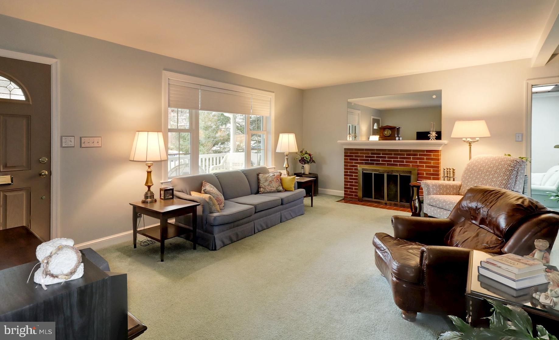 6536 Little Falls Road Arlington, VA 22213 - Photo 5 of 27 Living Room - Carpet w/Hardwood Underneath