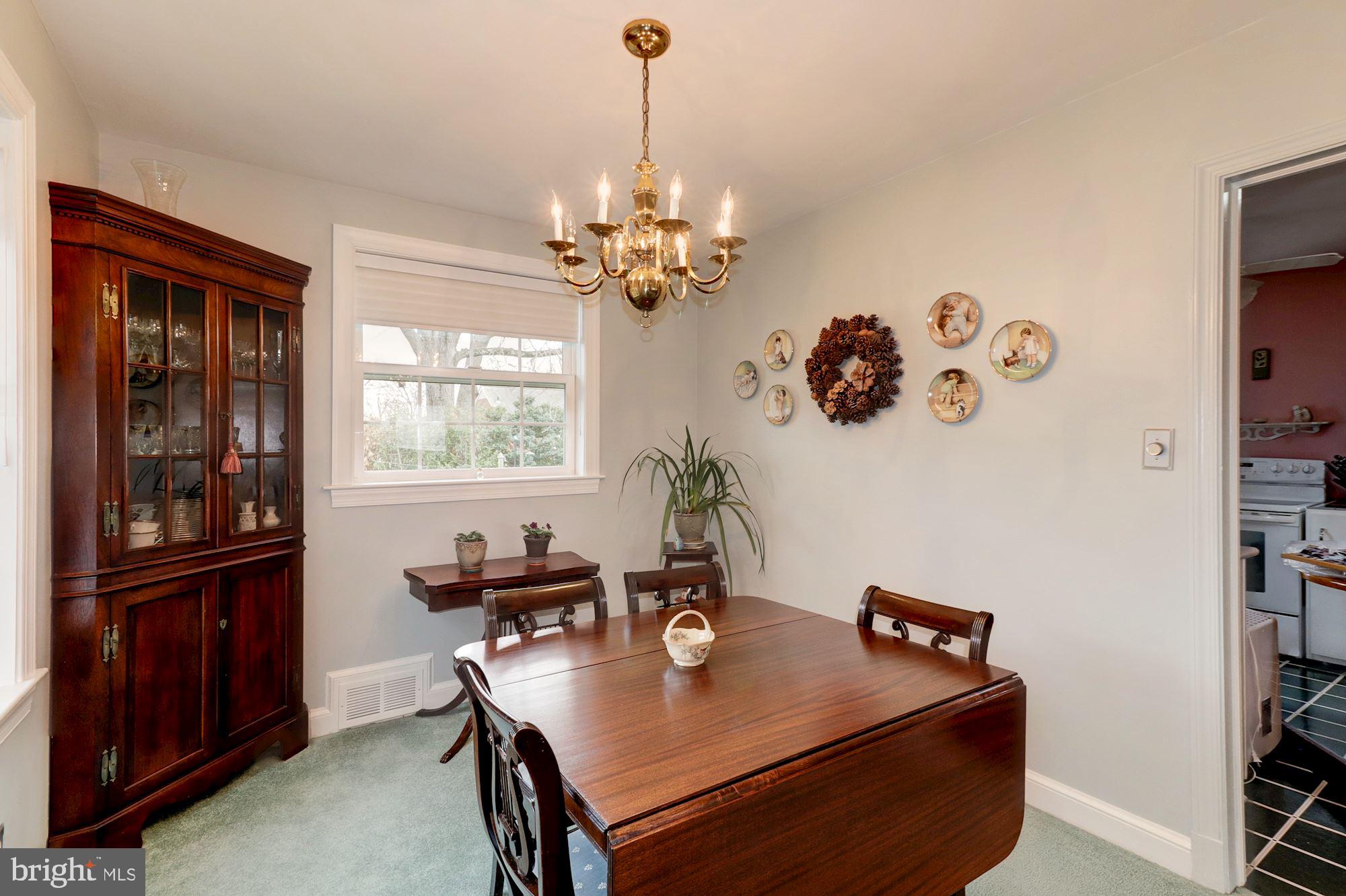 6536 Little Falls Road Arlington, VA 22213 - Photo 7 of 27 Dining Room - Carpet w/Hardwood Underneath