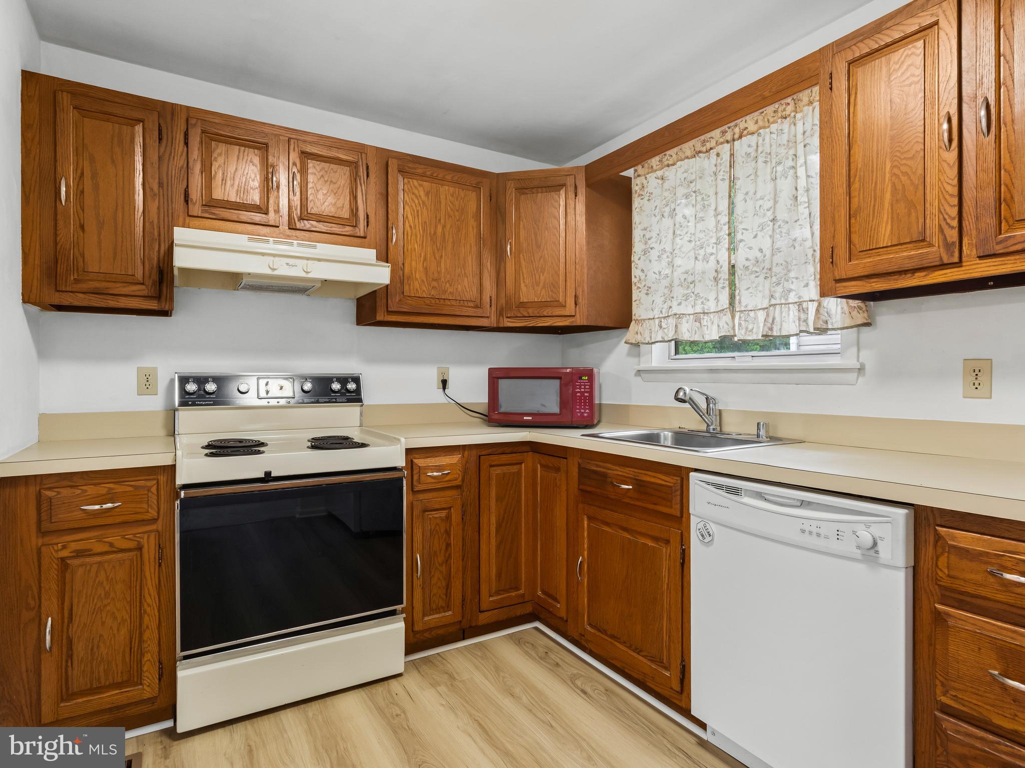 320 Cedar Grove Road Edgewater, MD 21037 - Photo 4 of 26