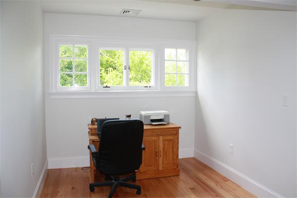 205 Burncoat Street Worcester, MA 01606 - Photo 15 of 25