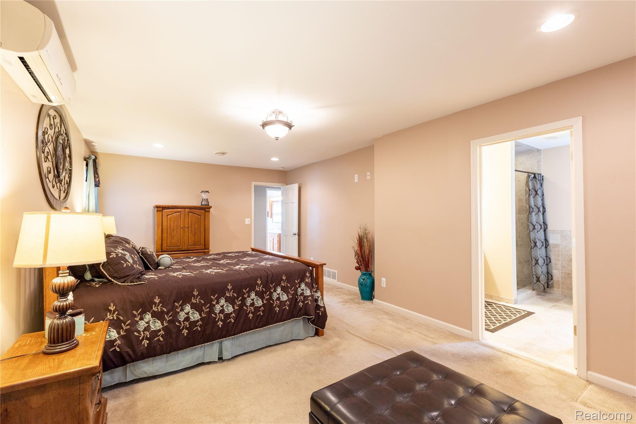 14745 Merriman Road Livonia, MI 48154 - Photo 21 of 33 14745 Merriman Rd, Livonia (21 of 33).jpg
