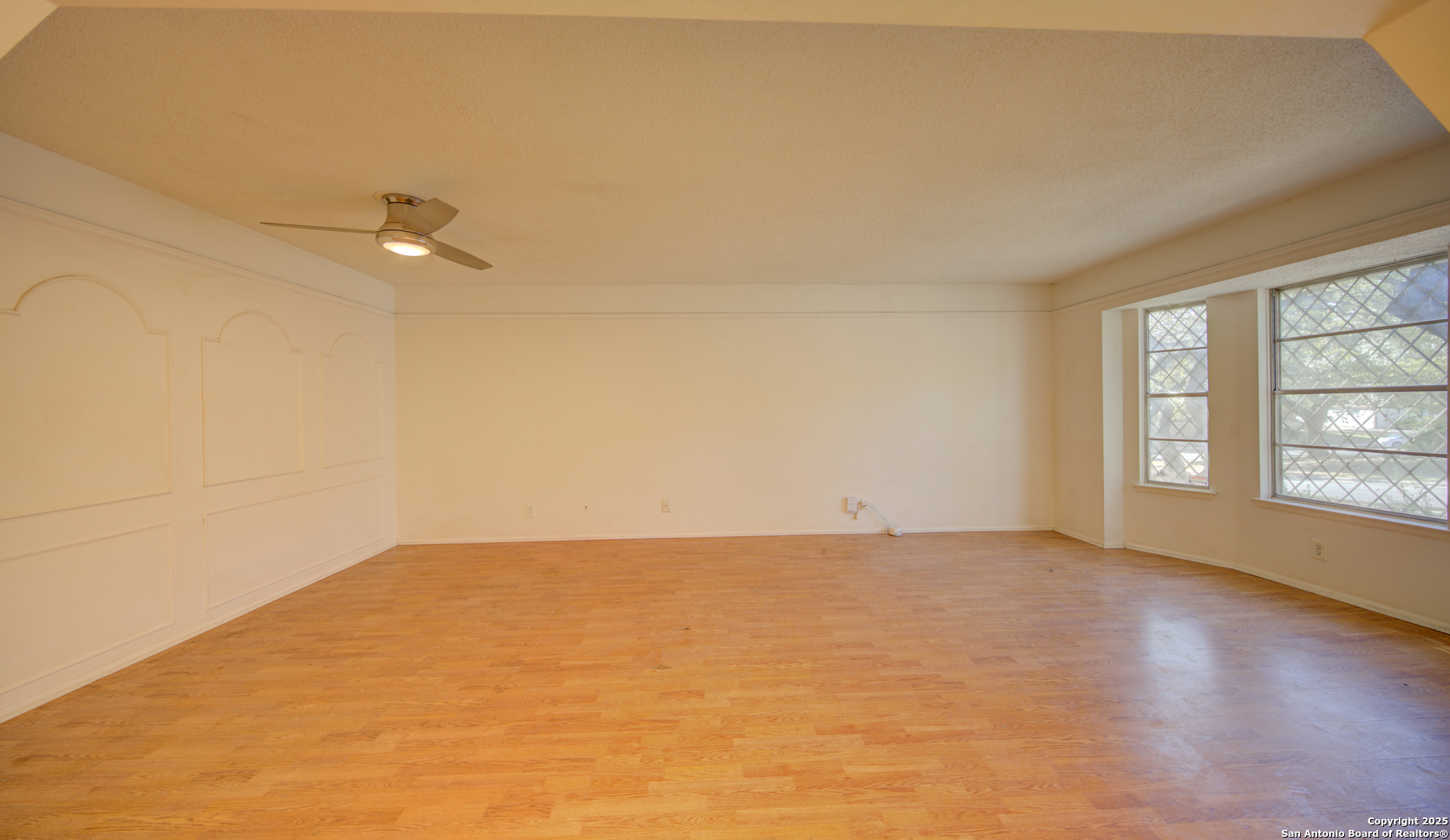 3746 Litchfield Street San Antonio, TX 78230 - Photo 5 of 46