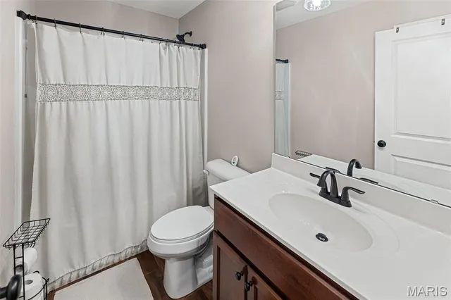 $365,000 | 261 Emerald Way, Granite City, IL 62040