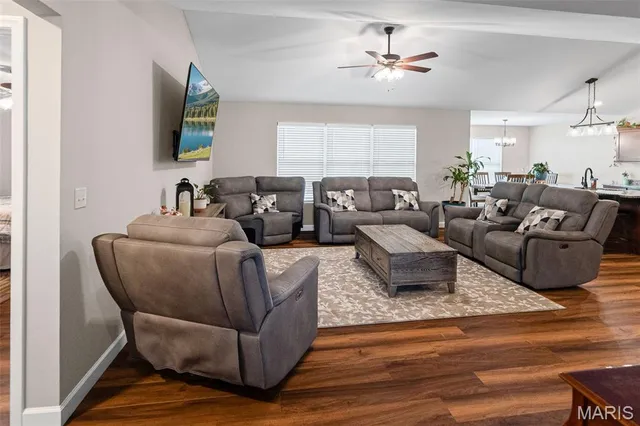 $365,000 | 261 Emerald Way, Granite City, IL 62040