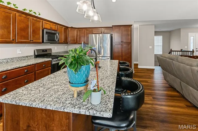 $365,000 | 261 Emerald Way, Granite City, IL 62040