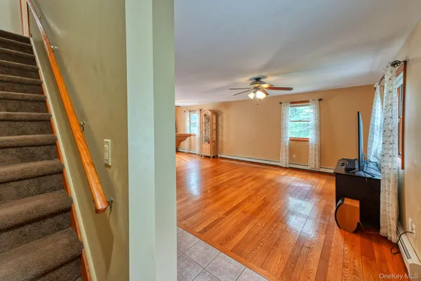 $365,000 | 160 Barryville - Yulan Road, Barryville, NY 12719